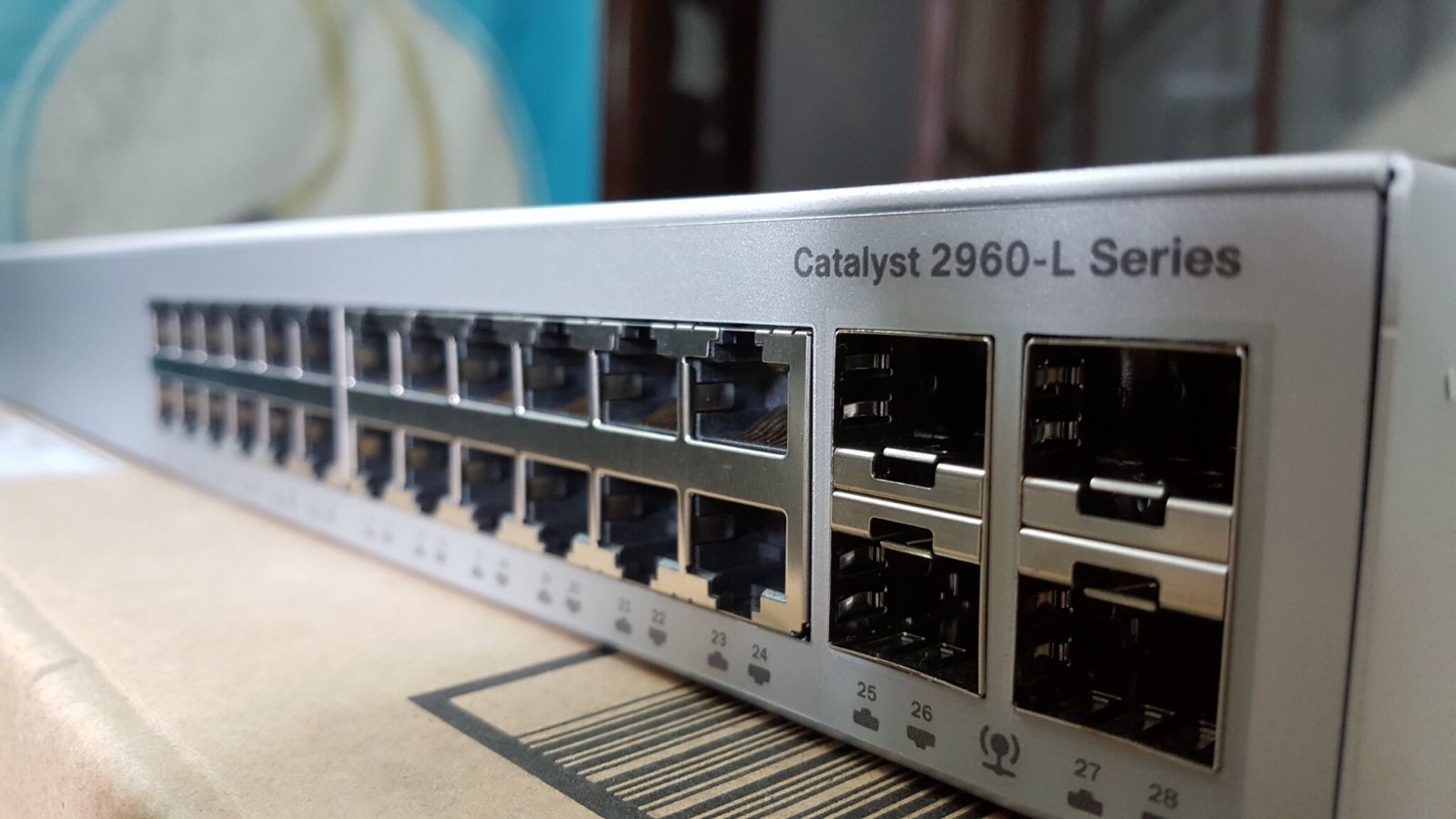Switch Cisco 2960-L chính hãng